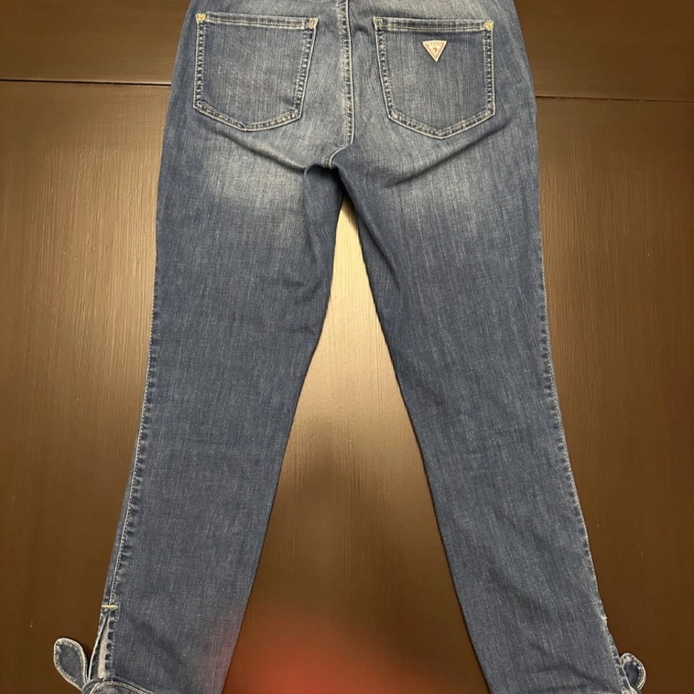Guess Jeans - Picture 6 of 12